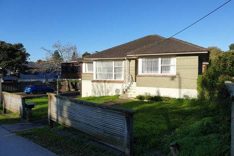 Photo of property in 11 College Road, Northcote, Auckland, 0627