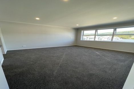 Photo of property in 20 Bluff Road, Kenepuru, Porirua, 5022