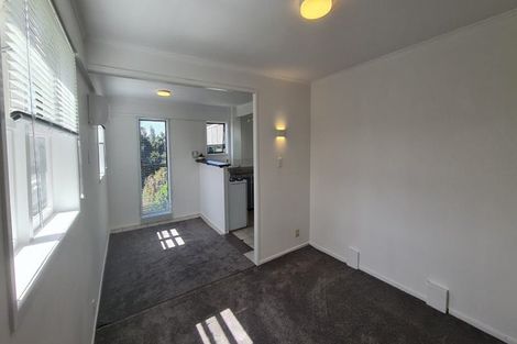 Photo of property in 44 Exmouth Road, Northcote, Auckland, 0627