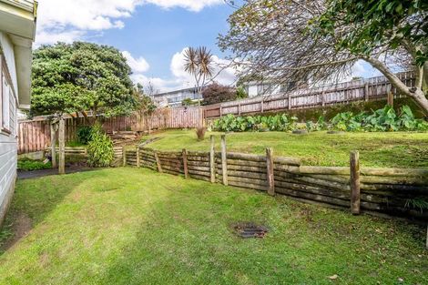 Photo of property in 39 Beaumaris Crescent, Ascot Park, Porirua, 5024