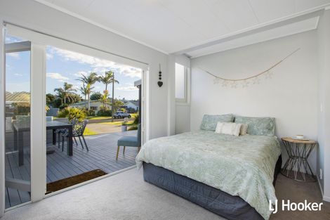 Photo of property in 4 Hereford Place, Waihi Beach, 3611