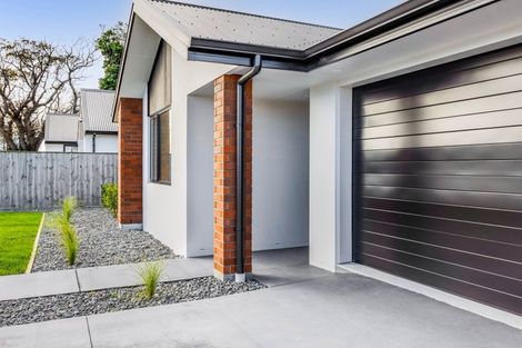 Photo of property in 72 Turuturu Road, Hawera, 4674