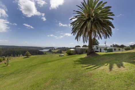 Photo of property in 5705 Pouto Road, Pouto, Te Kopuru, 0391