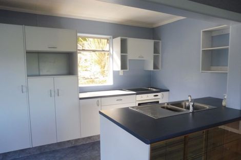 Photo of property in 35 Milton Terrace, Picton, 7220