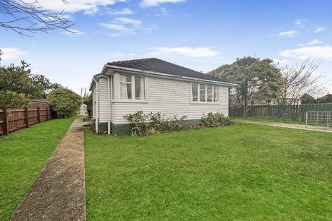 Photo of property in 15 Redfern Street, Dannevirke, 4930