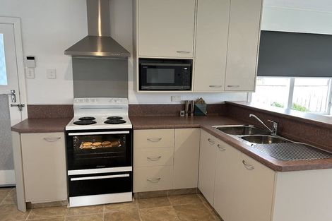 Photo of property in 233 Matai Road, Raumati Beach, Paraparaumu, 5032