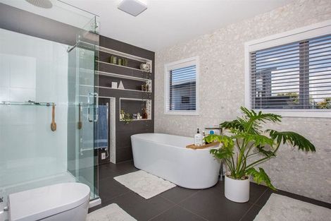 Photo of property in 249 Manly Street, Paraparaumu Beach, Paraparaumu, 5032