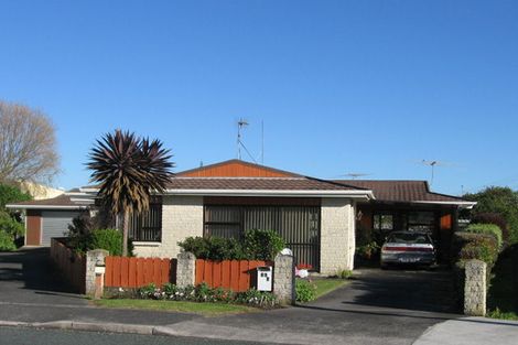 Photo of property in 10b Edward Avenue, Orewa, 0931