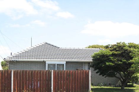 Photo of property in 135 Rowses Road, Aranui, Christchurch, 8061