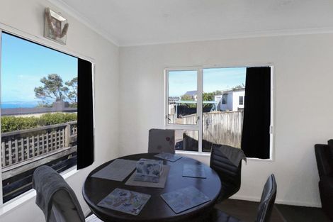 Photo of property in 275 Dowse Drive, Maungaraki, Lower Hutt, 5010