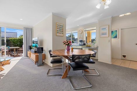 Photo of property in 19 Pirika Place, Papamoa Beach, Papamoa, 3118