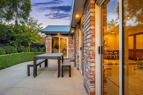 Photo of property in 152 Hawthornden Road, Avonhead, Christchurch, 8042