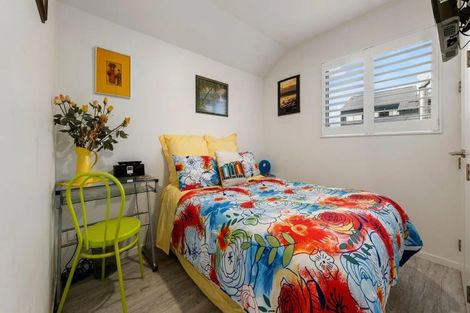 Photo of property in 2/220 Salisbury Street, Christchurch Central, Christchurch, 8013