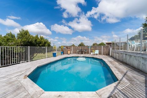 Photo of property in 49 Schnell Drive, Kelvin Grove, Palmerston North, 4414