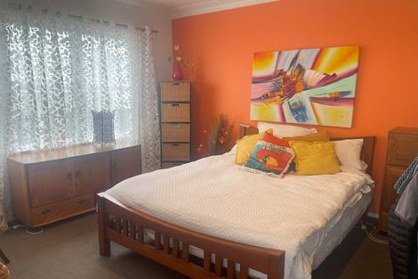 Photo of property in 1/28 Bayswater Avenue, Bayswater, Auckland, 0622