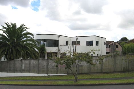 Photo of property in 142 West Harbour Drive, West Harbour, Auckland, 0618