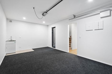 Photo of property in 1c Maxwelton Drive, Mairangi Bay, Auckland, 0630