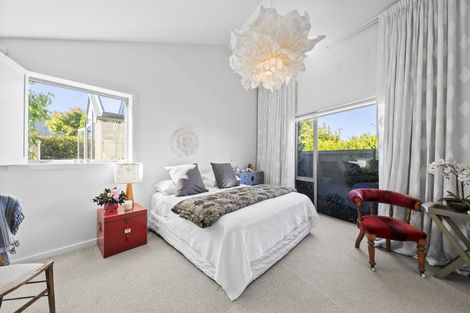 Photo of property in 7 Kotare Street, Fendalton, Christchurch, 8041