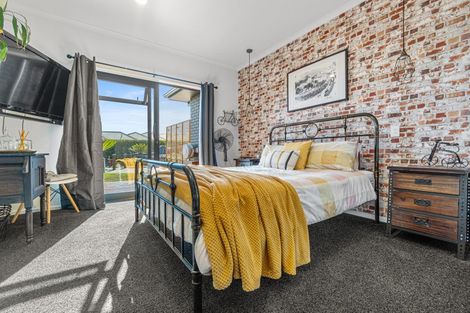 Photo of property in 71 Alan Livingston Drive, Cambridge, 3434