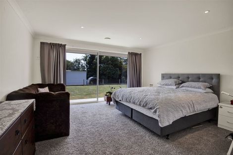 Photo of property in 30 Waipapa Road, Waitara, 4383