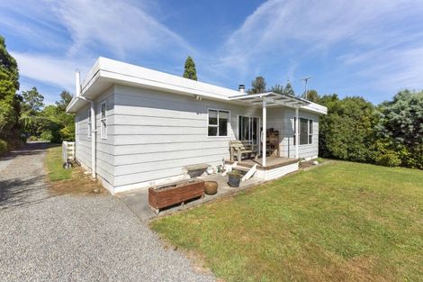 Photo of property in 26 Avenue North Road, Levin, 5510
