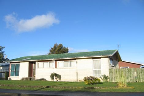 Photo of property in 27 Burton Crescent, Flaxmere, Hastings, 4120