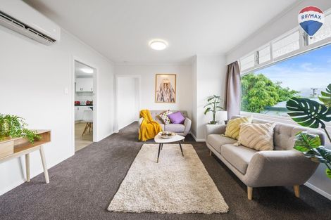 Photo of property in 1/4 Faris Crescent, Wainuiomata, Lower Hutt, 5014