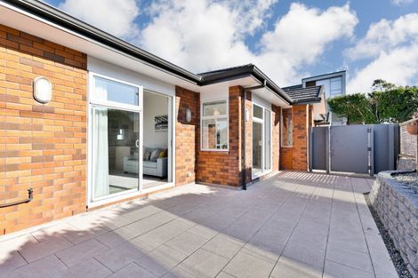 Photo of property in 18 Mandalay Terrace, Khandallah, Wellington, 6035