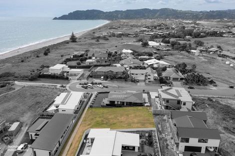 Photo of property in 62 Pacific Parade, Coastlands, Whakatane, 3120