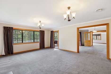 Photo of property in 116 Pacific Drive, Fitzherbert, Palmerston North, 4410