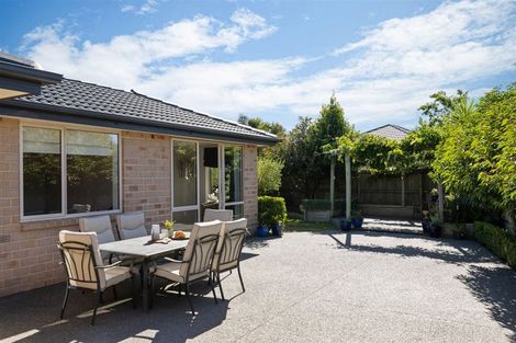 Photo of property in 37 Campion Place, Rolleston, 7614