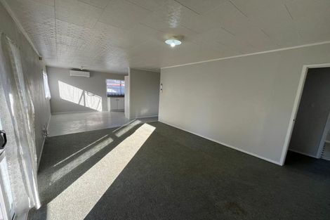 Photo of property in 71 Flat Bush Road, Clover Park, Auckland, 2023