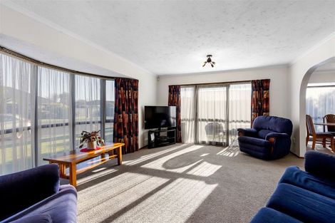 Photo of property in 25 Nyoli Street, Northcote, Christchurch, 8052