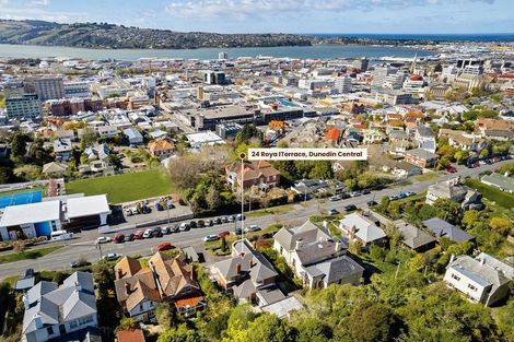 Photo of property in 24 Royal Terrace, Dunedin Central, Dunedin, 9016