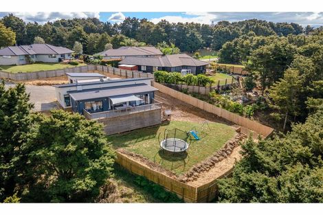 Photo of property in 25 Amsharlo Drive, Kerikeri, 0230