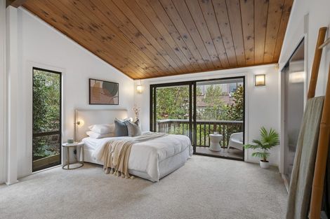 Photo of property in 42 Brigantine Drive, Beach Haven, Auckland, 0626