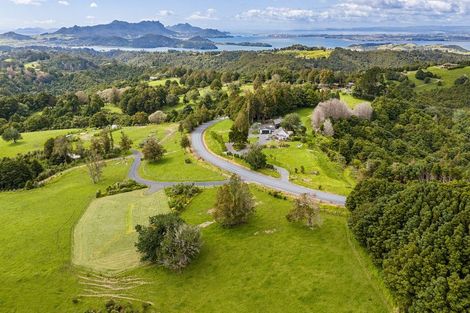 Photo of property in 75 Kohinui Road, Parua Bay, 0192