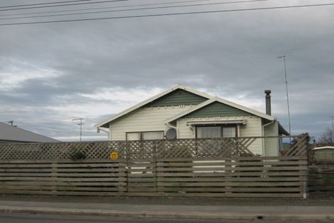 Photo of property in 48 James Street, Balclutha, 9230