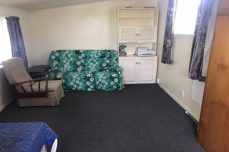 Photo of property in 28 Revans Street, Miramar, Wellington, 6022