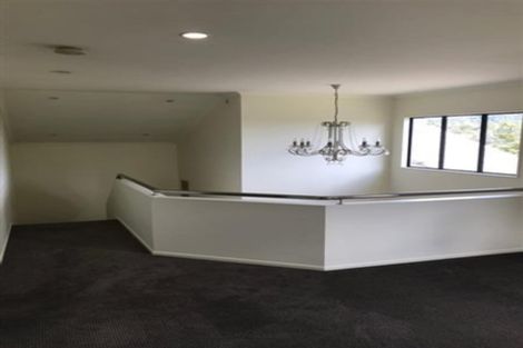 Photo of property in 10 Chamari Close, Titirangi, Auckland, 0604