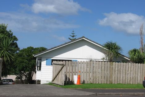Photo of property in 54 Solar Road, Glen Eden, Auckland, 0602