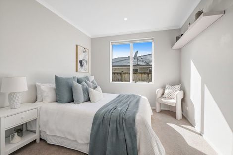 Photo of property in 26 Kukuwai Avenue, Red Beach, 0932