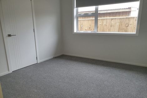 Photo of property in 43b Wainuiomata Road, Wainuiomata, Lower Hutt, 5014