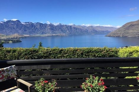 Photo of property in 37b Greenstone Place, Fernhill, Queenstown, 9300