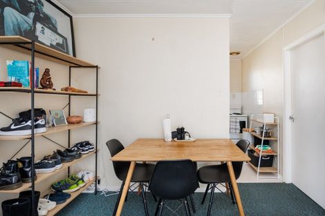 Photo of property in 1/106 Linton Street, West End, Palmerston North, 4410