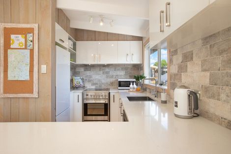 Photo of property in 17 Dornie Place, Omaha, Warkworth, 0986