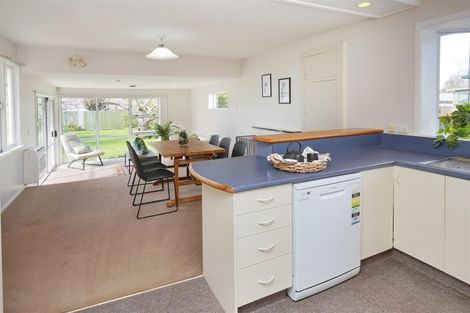 Photo of property in 18 Longmuir Street, Ilam, Christchurch, 8041