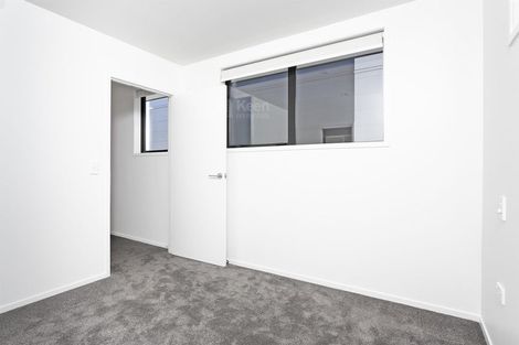 Photo of property in 1/21 Karamu Street, Te Atatu Peninsula, Auckland, 0610