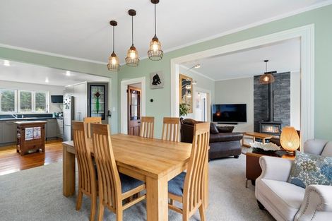 Photo of property in 111 Clifford Road, Eltham, 4322