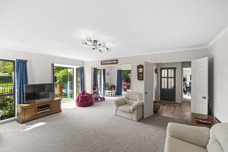 Photo of property in 10 Swithland Place, Avonhead, Christchurch, 8042